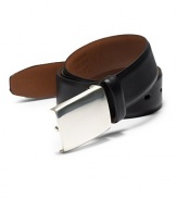 THE LOOKSmooth, glossy leather designMetal, square loop and hook buckleTHE MEASUREMENTWidth, 1¼THE MATERIALItalian leatherORIGINMade in Canada