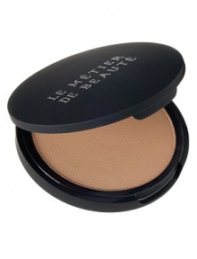 For a touch of sun that looks like you just flew in from the sands of San Tropez, this sheer silky-light powder glides on evenly for a velvety-soft finish. For a touch of sun that looks like you just flew in from the sands of San Tropez, this sheer silky-light powder glides on evenly for a velvety-soft finish.