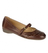 Spoil yourself with stylish comfort. The Indulge flats by Naturalizer feature lovely cut-out detailing and contrast stitching with a Mary Jane strap for an exceptional fit.
