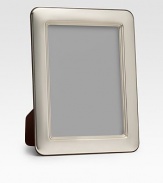 A picture-perfect tabletop design from Barcelona's famed silversmiths, crafted with heirloom detail and rounded corners in gleaming sterling silver. Accommodates a 8 X 10 photograph Made in Spain 