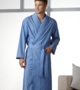 Relaxed and refined, nothing ushers in a laid back weekend like this classic robe.
