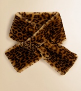 A plush faux-fur scarf in a fun leopard print adds a luxe touch to wrap along the neck during those chilly winter months.Slit opening with loop35 X 480% acrylic/20% modacrylicDry cleanImported