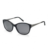 With a 30-year history of creating superior products for discerning professionals and frequent travelers, Tumi is recognized as the world's leading brand of luxury travel, business and lifestyle accessories. Tumi sunglasses have a continual focus on design excellence, functional superiority and technical innovation.