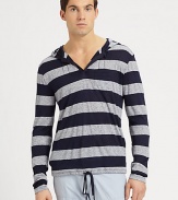Casual and carefree, pair this hooded classic with your favorite jeans or non-denim bottoms for a practical, yet polished look.Attached hoodChest patch pocket55% rayon/45% flaxMachine washMade in USA