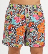 A lively, tropical print brings life to these quick-drying trunks, complete with back eyelets to avoid a ballooning effect.Elastic drawstring waistSide slash, back flap pocketsMesh liningInseam, about 5PolyamideMachine washImported