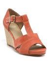 A textured wedge adds unique appeal to the Eileen Fisher Blend wedges, the perfect versatile shoe with a not-too-high heel.