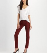 Rail-straight denim hugs the body in an ultra-skinny fit.THE FITSlim fitRise, about 3Inseam, about 32THE DETAILSZip flyFive-pocket style98% cotton/2% elastaneDry cleanMade in USA of imported fabric