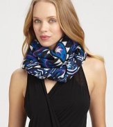 A hand screened design in a beautiful, exotic print. 62% linen/38% viscoseAbout 40 X 78Hand washImported 