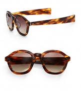 A resin design with a cool vintage look. Available in black with smoke gradient lens or shiny light tortoise shell with brown gradient lens. 100% UV protectionImported 