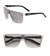 This futuristic style is sleek and sure to stand out. Available in white/shiny black with grey mirror gradient lens. Logo temples100% UV protectionMade in Italy