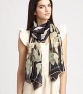 This beautiful print of calla lilies is printed on luxurious silk. SilkAbout 27½ X 71Dry cleanItaly