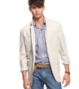 Take your look up or down with this versatile blazer from Kenneth Cole Reaction.