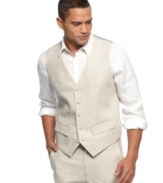 Pair this vest from Perry Ellis with matching dress pants or set it aside with some jeans for a clean, casual look. Either way you have a versatile addition to your wardrobe.