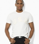 A trim-fitting cotton jersey T-shirt embraces both comfort and classic vintage style with a tonal USA patch at the chest.
