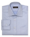 Topped with a traditional point collar, this smart classic fit dress shirt creates a crisp, professional silhouette.