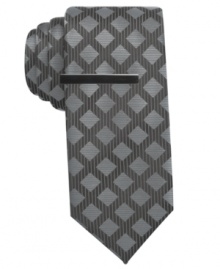 The regimented grid pattern of this Alfani silk tie adds unexpected flair to your evening-ready attire. The regimented grid pattern of this Alfani silk tie adds unexpected flair to your evening-ready attire.