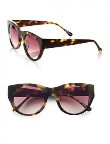 A mod over-sized design with a wide flat bridge detail, finished with an engraved logo and silver metal tip on the left temple. Available in shiny winter tortoise with red gradient lens.UV 400 lens Imported A mod over-sized design with a wide flat bridge detail, finished with an engraved logo and silver metal tip on the left temple. Available in shiny winter tortoise with red gradient lens.UV 400 lens Imported