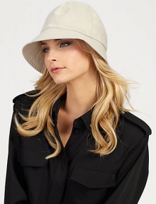A classic style to keep you dry from the elements. CottonBrim, about 2Dry cleanImported A classic style to keep you dry from the elements. CottonBrim, about 2Dry cleanImported