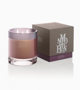 Drift off. Unwind. The perfect antidote to hectic days and disordered thoughts, the yuan zhi medio candle invites the soothing powers of ylang ylang, cardamom, purple orris and ginger into your home. Deep. Comforting. Just what you need. Burn time to 50-60 hours. 