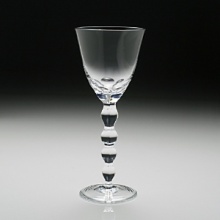 Very stylish - at home in the smartest of settings. A beautifully handmade crystal that is elegant and contemporary. Great stem detail. Very stylish - at home in the smartest of settings. A beautifully handmade crystal that is elegant and contemporary. Great stem detail.