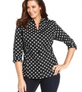 Look darling in polka-dots with Jones New York Signature's three-quarter-sleeve plus size shirt-- it's an Everyday Value!