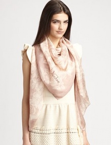 This beautiful print of vintage-inspired roses is printed on luxurious silk chiffon. SilkAbout 55 X 55Dry cleanItaly This beautiful print of vintage-inspired roses is printed on luxurious silk chiffon. SilkAbout 55 X 55Dry cleanItaly