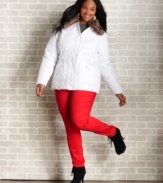 Land the look of luxury for less with Dollhouse's plus size puffer coat, accented by a faux fur collar.