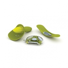A playful trio from Joseph Joseph brightens up the kitchen with rich hues and uniquely intelligent designs. A playful trio from Joseph Joseph brightens up the kitchen with rich hues and uniquely intelligent designs.
