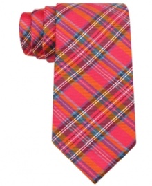 Classic plaid goes modern with this Tommy Hilfiger silk tie. Classic plaid goes modern with this Tommy Hilfiger silk tie.