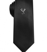 Toast the town with sleek minimalist style. This Alfani RED skinny tie comes with a champagne flutes tie pin.