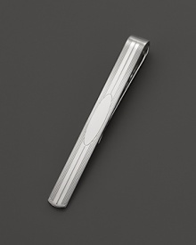 This classic sterling silver tie bar from Dolan & Bullock features engravable space and a subtle pattern. From the Sterling Silver Engravables Collection.