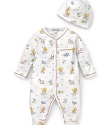 A cute, cozy style from Kissy Kissy, this long sleeve footie is perfectly paired with the matching printed cap.