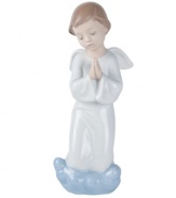 Offer encouragement and love to any special someone with the Celestial Prayer figurine from Lladró; a perfect gift for celebrating any occasion.