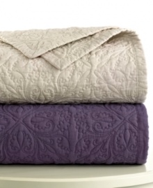 Lauren Ralph Lauren lends a traditional air to the bedroom with this Linen quilt, featuring a quilted allover geometric scroll design. Lauren Ralph Lauren lends a traditional air to the bedroom with this Linen quilt, featuring a quilted allover geometric scroll design.