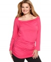 Get a ravishing look with Tahari Woman's long sleeve plus size top, featuring a ruched front.