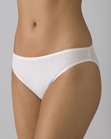 For over 120 years, HANRO of Switzerland has been the leader in luxurious intimate apparel distinguished by uncompromised quality and style, exquisite fabrics, and exceptional comfort. Hanro cotton sensation bikini defines European luxury comfort. Comfortable cotton blend bikini with gusset. For over 120 years, HANRO of Switzerland has been the leader in luxurious intimate apparel distinguished by uncompromised quality and style, exquisite fabrics, and exceptional comfort. Hanro cotton sensation bikini defines European luxury comfort. Comfortable cotton blend bikini with gusset.