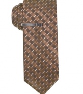 Add depth to your workweek with this tonal-patterned silk tie from Alfani RED.