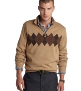 The new style standard. With an argyle pattern, this sweater from Izod is perfectly preppy. (Clearance)