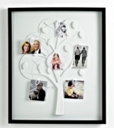Get everyone together in Umbra's Family Tree picture frame, featuring six photo clips in pure white sculpted branches.