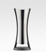 With a stunning design that's as contemporary as it is classic, this eye-catching, curvaceous vase is an ideal way to display bouquets of fresh flowers. From the Anvil Collection Iron-finished alloy 2½W X 10H X 4¼D Imported 