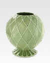 A lavishly detailed ceramic stoneware vase is designed to replicate the splendor, artistry and romance of the world's most beautiful gardens. From the Jardins du Monde Collection 1-qt. capacity 6H X 5½ diam. Dishwasher safe Imported 