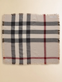 Bold checks and fringe trim define this cozy merino and cashmere accessory.Merino/cashmereAbout 28 X 28Dry cleanMade in Great Britain Bold checks and fringe trim define this cozy merino and cashmere accessory.Merino/cashmereAbout 28 X 28Dry cleanMade in Great Britain