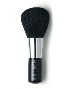 Accentuates a natural tan with full, round bristles to evenly distribute colour for a smooth, even finish. Perfectly sized and shaped for the application of bronzing powder as well as shimmer loose setting powder. Softly dab brush into product and tap off excess. Dust product over high portions of face for a natural sun-kissed look. Accentuates a natural tan with full, round bristles to evenly distribute colour for a smooth, even finish. Perfectly sized and shaped for the application of bronzing powder as well as shimmer loose setting powder. Softly dab brush into product and tap off excess. Dust product over high portions of face for a natural sun-kissed look.