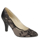 Naturalizer's leather Clava pointed-toe pumps are a flawless addition to your shoe collection, and a foolproof part of your workday wardrobe.