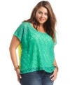 Score on-trend style with Soprano's short sleeve plus size top, spotlighting a lace front!