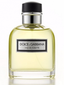 Ruggedly masculine. Exotic. A distinctive, dynamic scent that expresses individuality in an understated style. Ruggedly masculine. Exotic. A distinctive, dynamic scent that expresses individuality in an understated style.