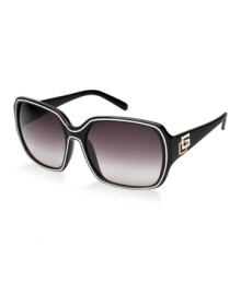 Sexy, young and adventurous - GUESS combines fashion fantasy with innovative designs and fashion forward trends. Sexy, young and adventurous - GUESS combines fashion fantasy with innovative designs and fashion forward trends.