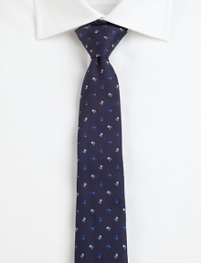 A delicate design for the distinguished gentleman, rendered in fine Italian silk.About 2½ wideSilkDry cleanMade in Italy A delicate design for the distinguished gentleman, rendered in fine Italian silk.About 2½ wideSilkDry cleanMade in Italy