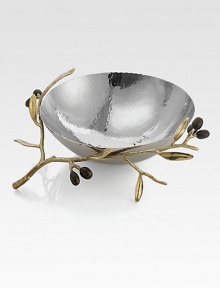 Symbolizing peace and harmony, the olive branch and its shapely leaves gracefully frame this elegant serving piece. From the Olive Branch CollectionOxidized bronze and stainless steel8 longHand washImported