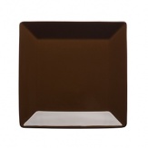 Waechtersbach has been crafting high quality, ceramic tableware and accessories in Europe for over 175 years. Beautifully crafted in solid colors, they mix well with other patterned pieces and look refined on their own.